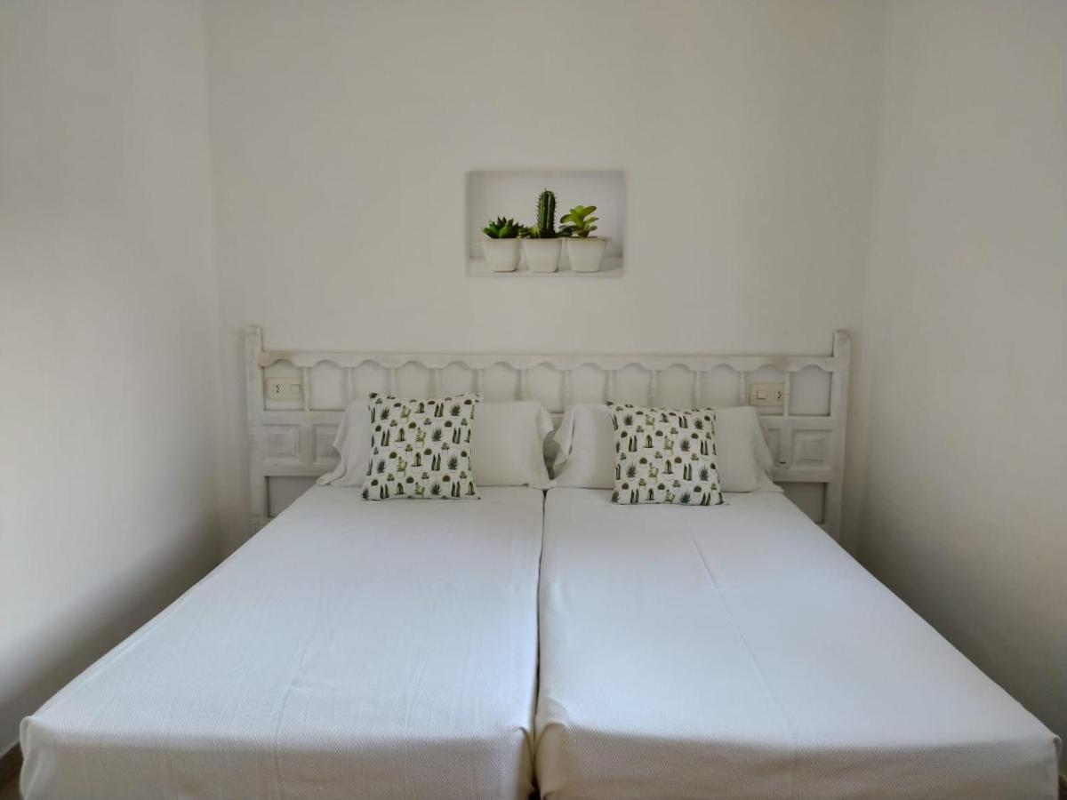 Ferienwohnung Viviendas Ferrer-Es Mal Pas San Francisco Javier Exterior foto