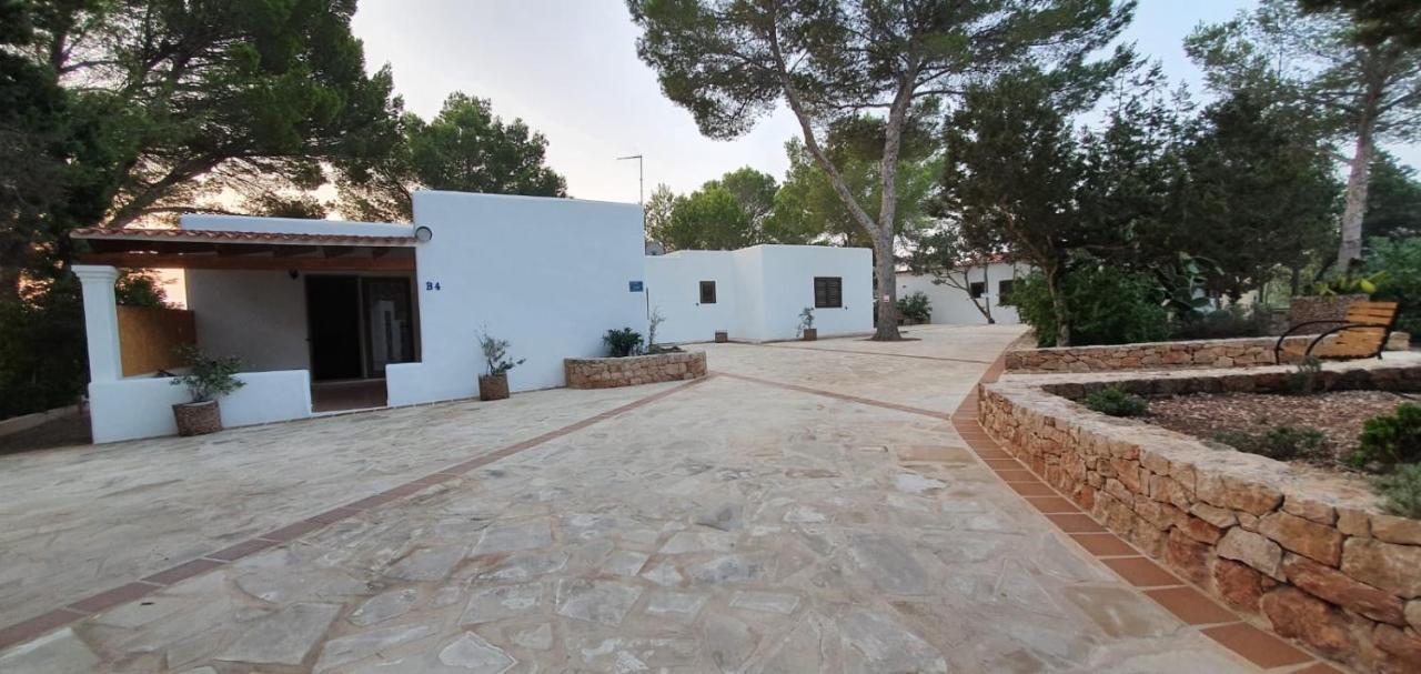 Ferienwohnung Viviendas Ferrer-Es Mal Pas San Francisco Javier Exterior foto
